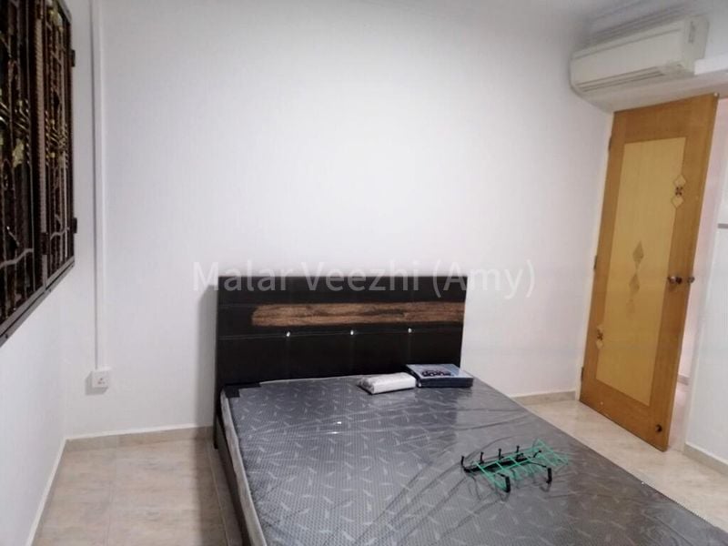 5 Room (5I) HDB for Rent in  290B Bukit Batok Street 24 - Image 6