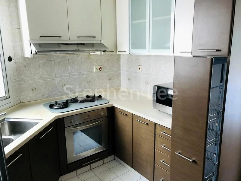 3 Bed Condo for Sale in  Parkshore - Image 7