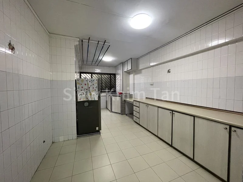 3 Room (3A) HDB for Sale in  877 Tampines Street 84 - Image 3
