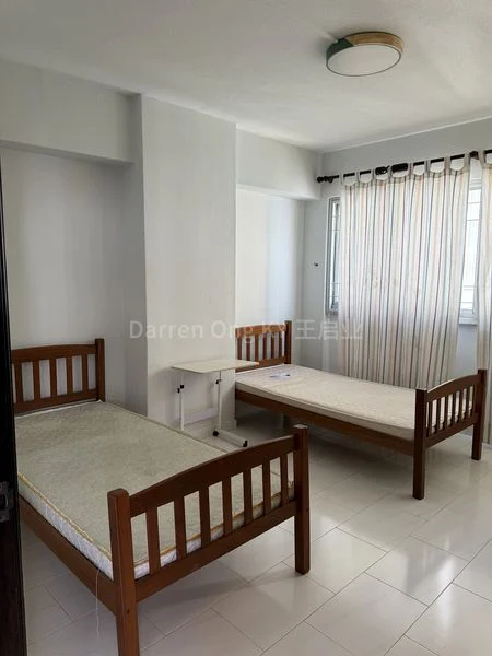 5 Room (5I) HDB for Rent in  118 Pasir Ris Street 11 - Image 5