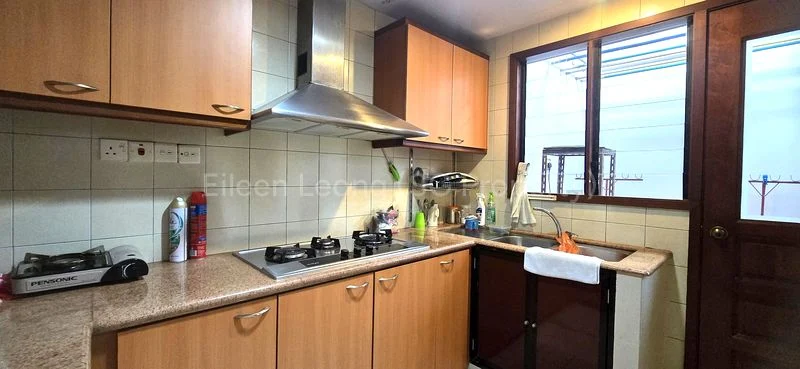 2 Bed Condo for Sale in  Carissa Park Condominium - Image 5