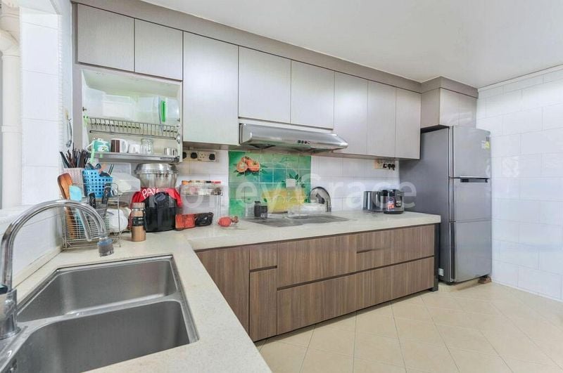Jumbo HDB for Sale in  119 Marsiling Rise - Image 3