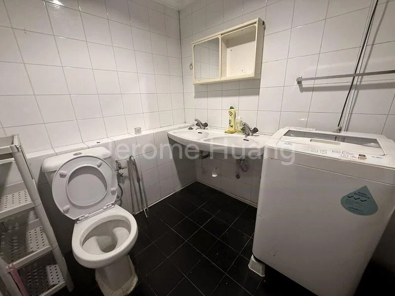 Master Room (Condo) for Rent in  The Plaza - Image 1