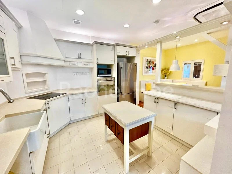 1 Bed Apartment (Condo) for Rent in  High Street Centre - Image 9