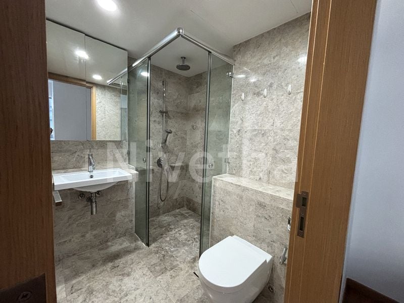 1 Bed Apartment (Condo) for Rent in  One Shenton - Image 4