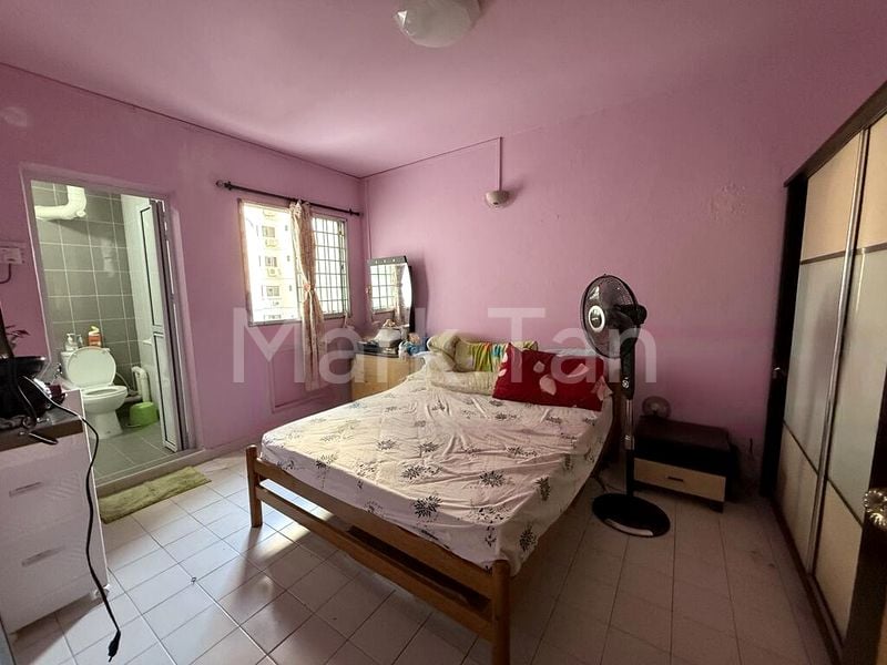 3 Room (3A) HDB for Sale in  341 Bukit Batok Street 34 - Image 13