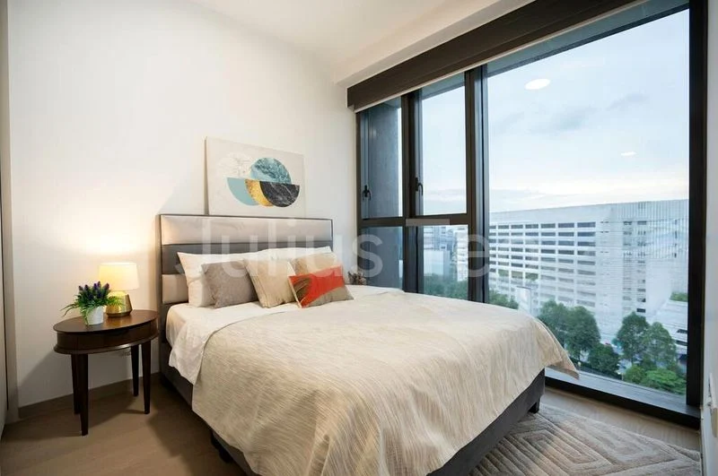 3 Bed Condo for Sale in  Penrose - Image 7