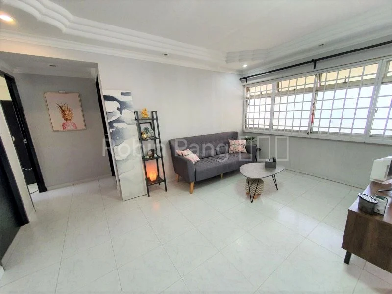Common Room (HDB) for Rent in  450C Tampines Street 42 - Image 3