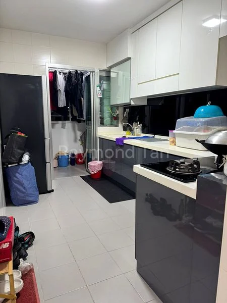 4 Room (4A) HDB for Rent in  428B Yishun Avenue 11 - Image 2