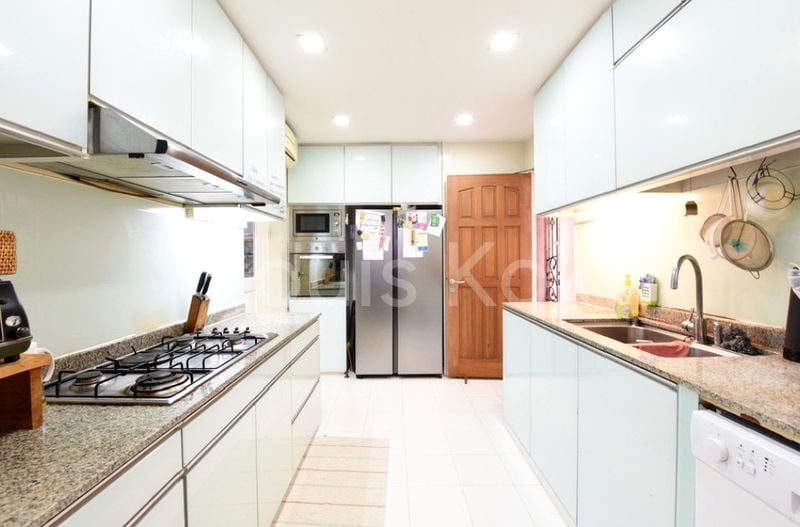 3 Bed Condo for Rent in  Spring Grove - Image 9