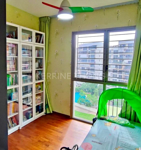 4 Bed Executive Condo for Rent in  Sea Horizon - Image 7