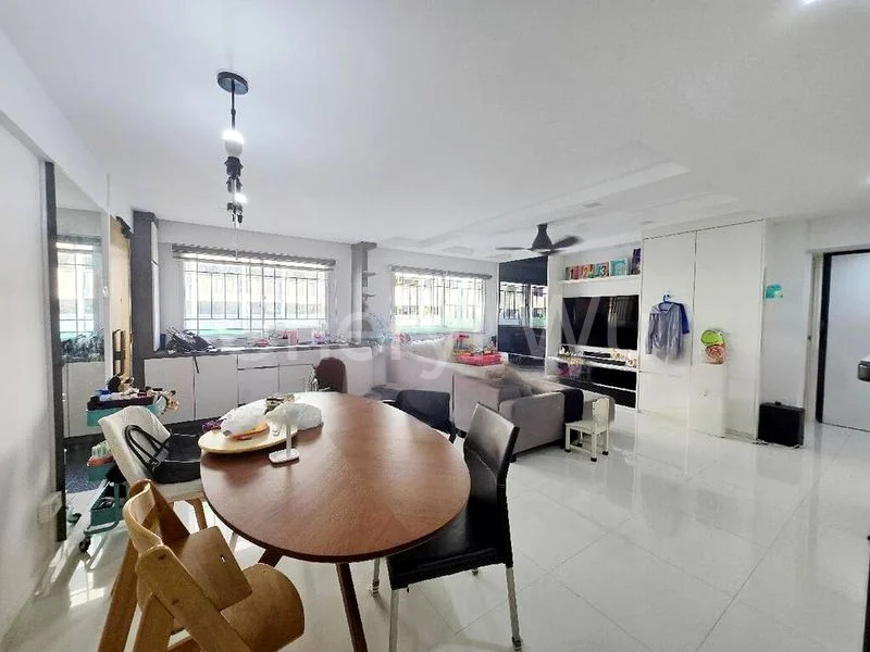 4 Room (4A) HDB for Sale in  262 Yishun Street 22 - Image 6