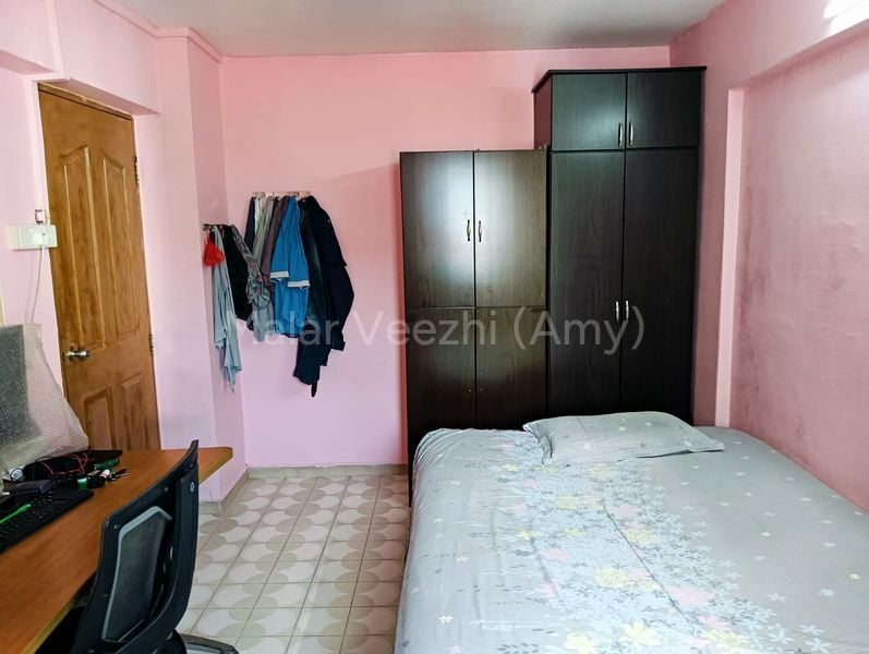 Master Room (HDB) for Rent in  304 Jurong East Street 32 - Image 1