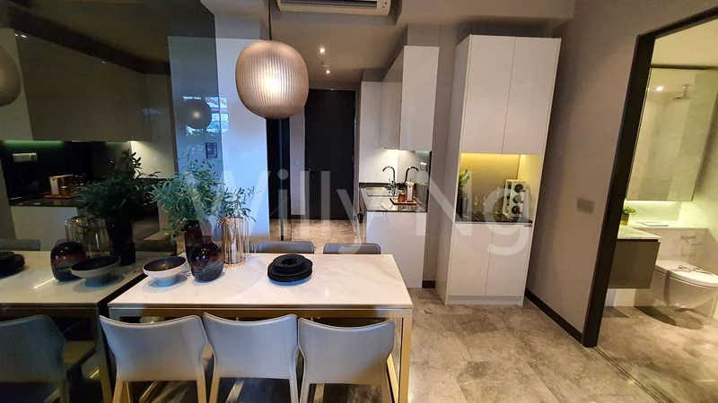 1 Bed Condo for Sale in  Midtown Bay - Image 3