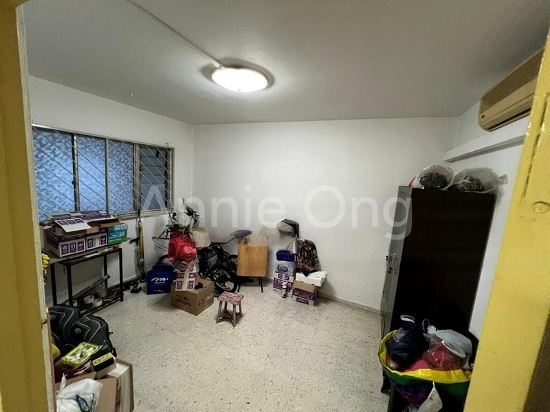 3 Room (3A) HDB for Sale in  129 Bukit Batok West Avenue 6 - Image 3