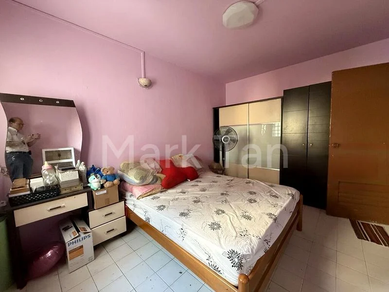 3 Room (3A) HDB for Sale in  341 Bukit Batok Street 34 - Image 11