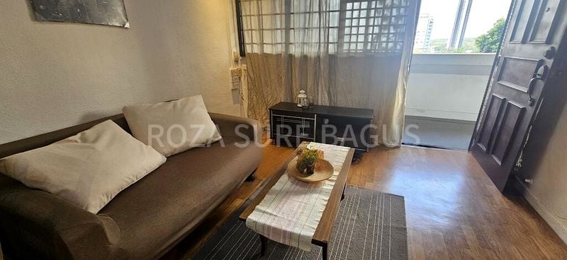 3 Room (3I) HDB for Sale in  23A Queen's Close - Image 2