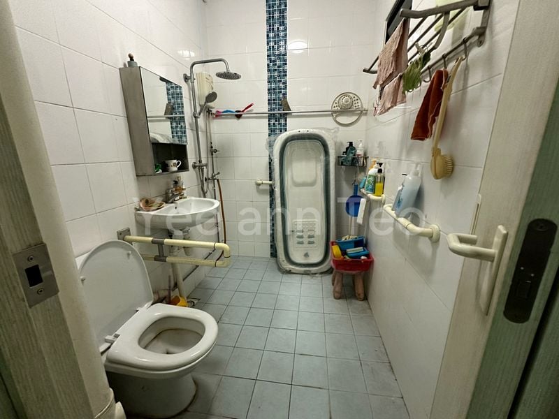 4 Room (4A) HDB for Sale in  270 Yishun Street 22 - Image 9