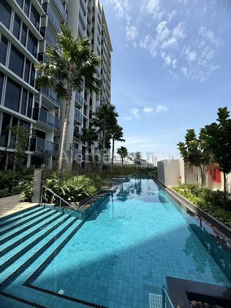 4 Bed Condo for Rent in  Penrose - Image 4