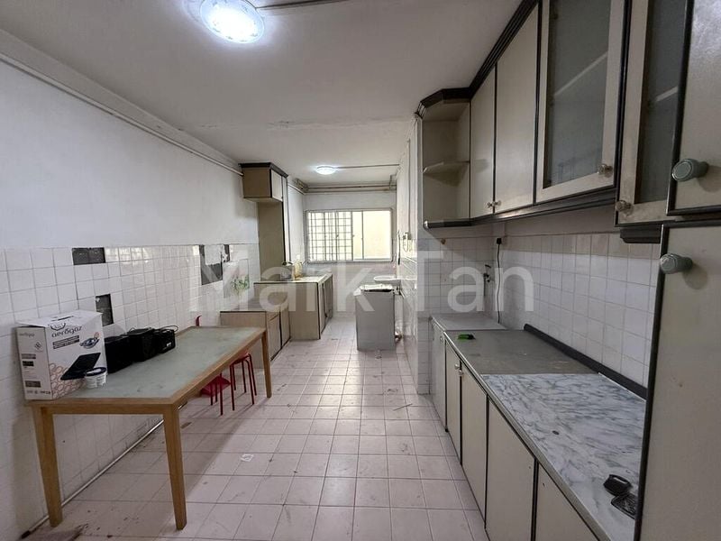 3 Room (3A) HDB for Sale in  341 Bukit Batok Street 34 - Image 18