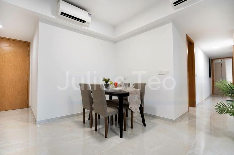 3 Bed Condo for Sale in  Penrose - Image 6