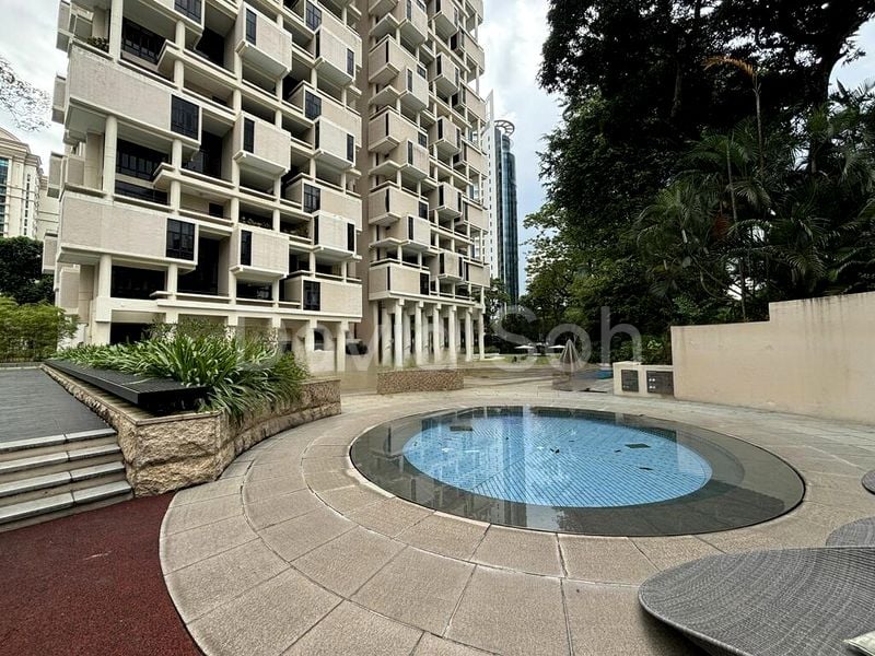 3 Bed Condo for Rent in  The Colonnade - Image 8