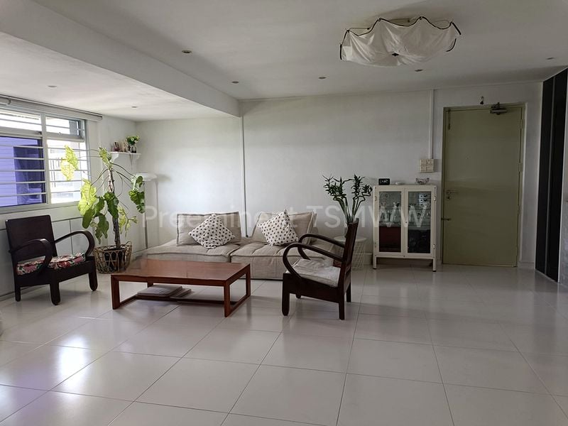 Executive HDB for Sale in  237 Pasir Ris Street 21 - Image 1