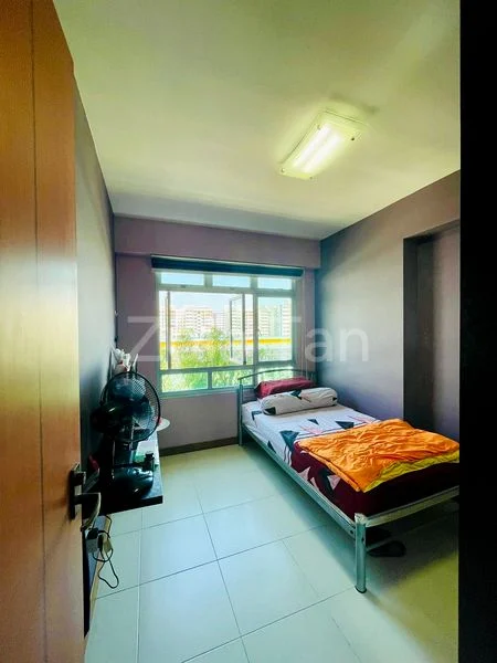 4 Room (4A) HDB for Sale in  452 Yishun Ring Road - Image 3
