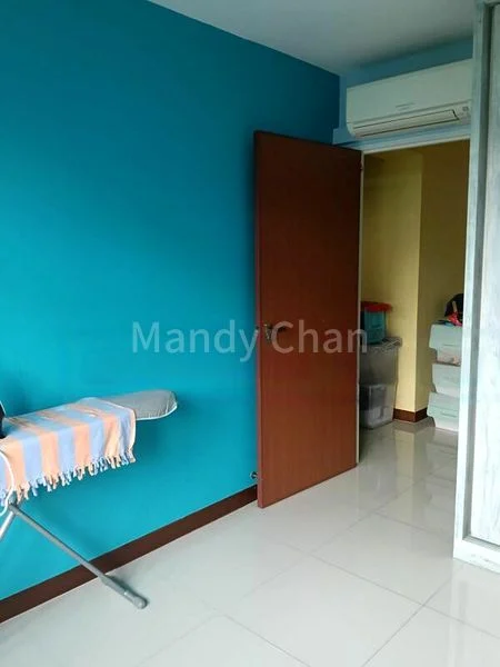 5 Room (5I) HDB for Sale in  511B Yishun Street 51 - Image 2