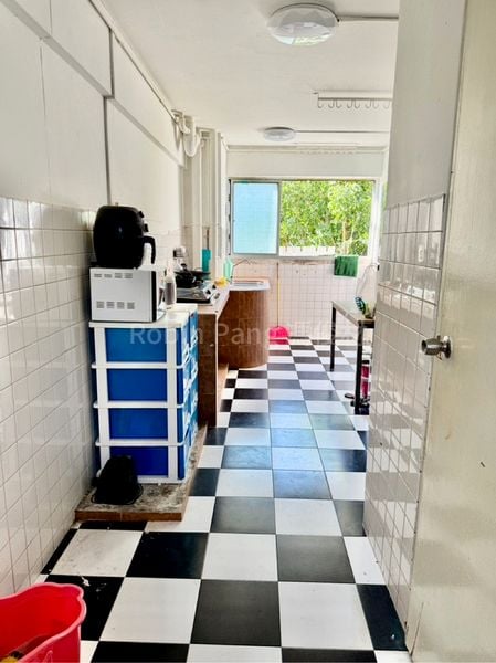 4 Room (4S) HDB for Sale in  436 Woodlands Street 41 - Image 8