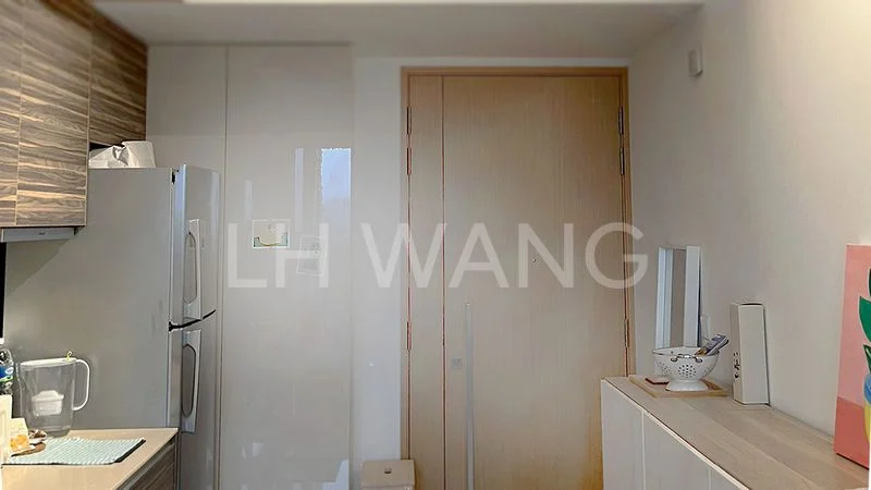 1 Bed Condo for Sale in  Commonwealth Towers - Image 6