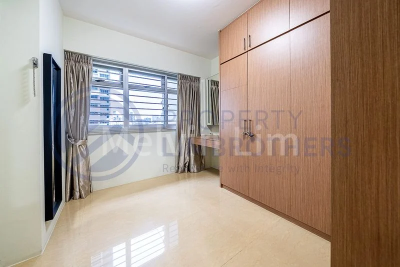 4 Room (4A) HDB for Sale in  49 Strathmore Avenue - Image 13