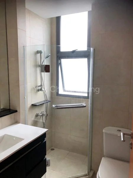 3 Bed Condo for Rent in  The Waterina - Image 4
