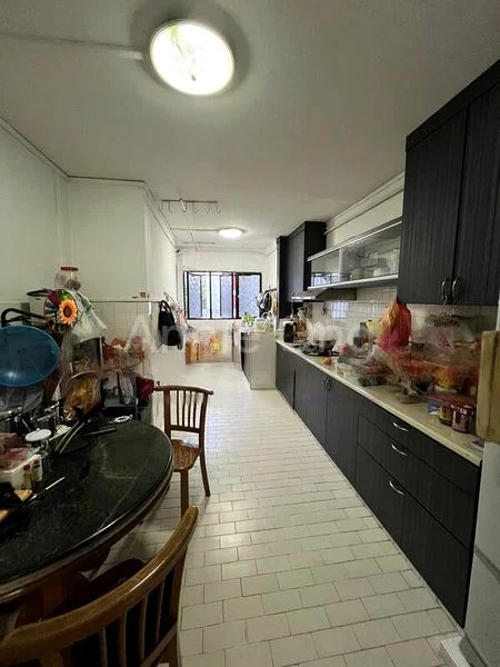 3 Room (3A) HDB for Sale in  129 Bukit Batok West Avenue 6 - Image 7