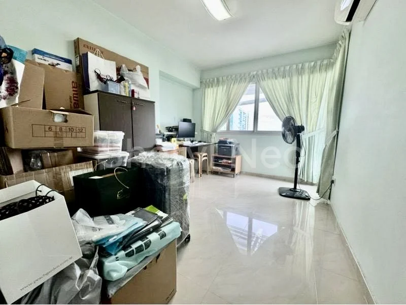 5 Room (5I) HDB for Sale in  621 Bukit Batok Central - Image 3