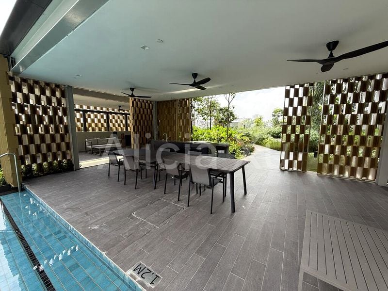 1 Bed Condo for Sale in  Penrose - Image 5