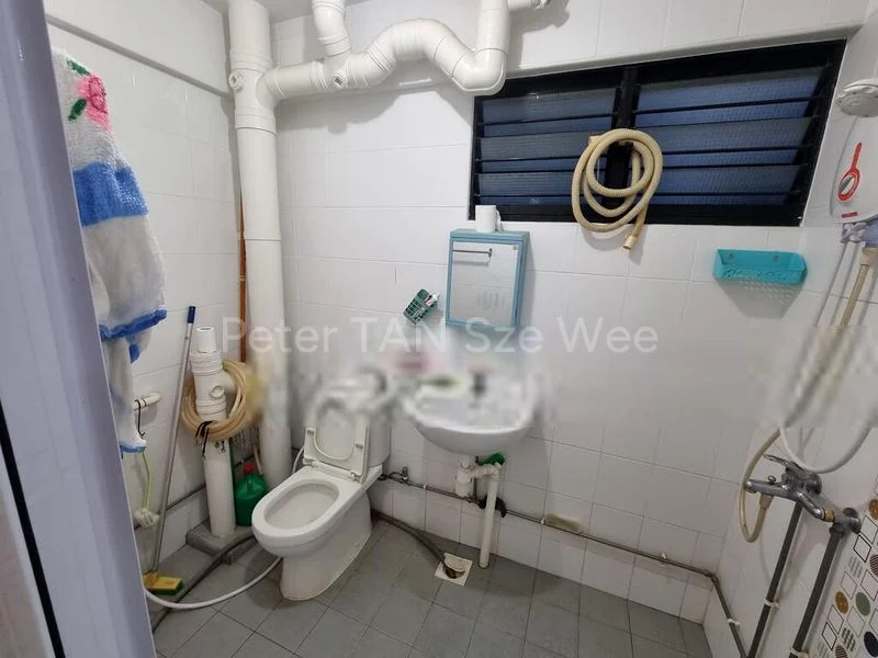 4 Room (4S) HDB for Rent in  646 Yishun Street 61 - Image 2