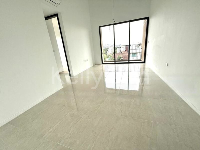 3 Bed Condo for Sale in  The Watergardens At Canberra - Image 1