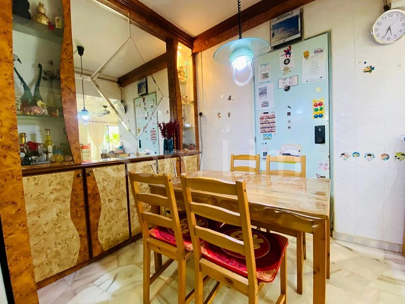 5 Room (5I) HDB for Sale in  142 Rivervale Crescent - Image 5