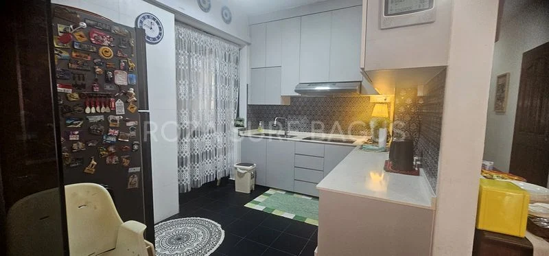 4 Room (4A) HDB for Sale in  30 Cassia Crescent - Image 6