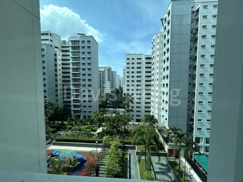 5 Room (5A) HDB for Rent in  107D Edgefield Plains - Image 5