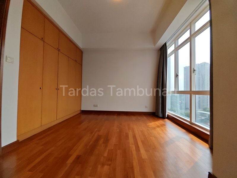 3 Bed Condo for Rent in  Orchard Scotts - Image 3