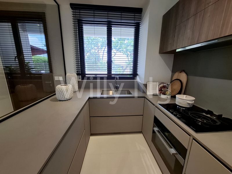 4 Bed Apartment (Condo) for Sale in  Parksuites - Image 6