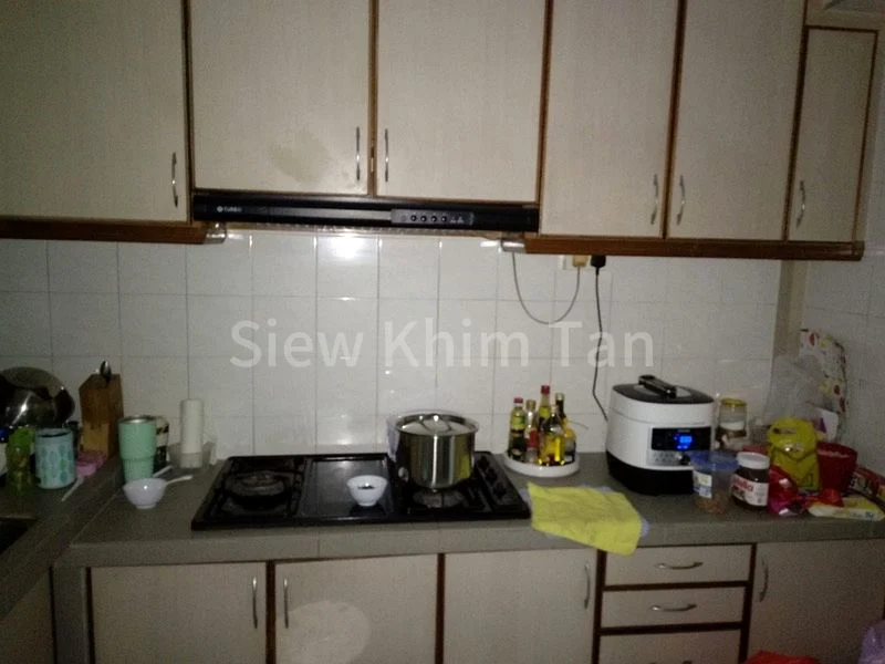 4 Room (4A) HDB for Rent in  701 Tampines Street 71 - Image 5