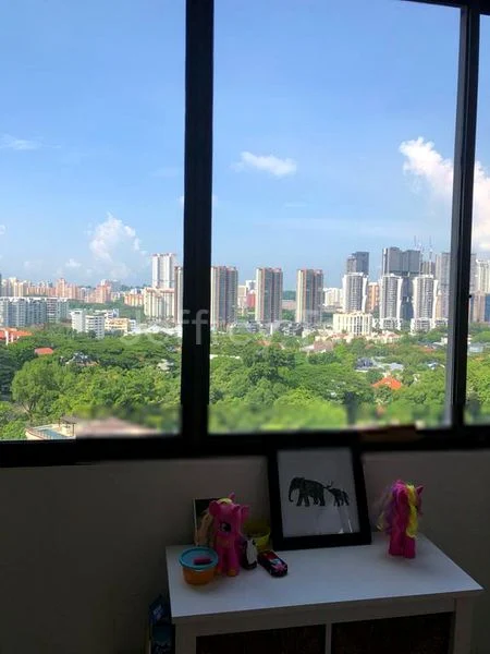 5 Bed Apartment (Condo) for Rent in  One Chatsworth - Image 11