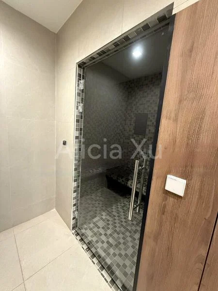 1 Bed Condo for Sale in  Penrose - Image 1