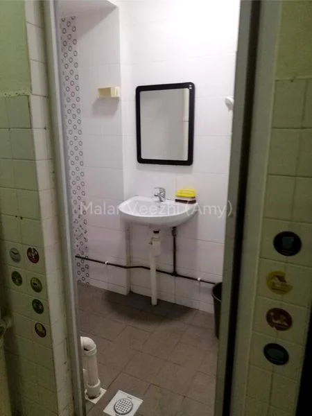 2 Room (2I) HDB for Rent in  174 Ang Mo Kio Avenue 4 - Image 2