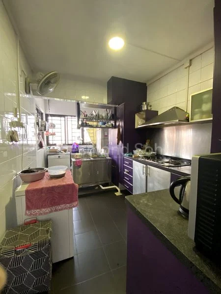 5 Room HDB for Rent in  122 Lorong 2 Toa Payoh - Image 4