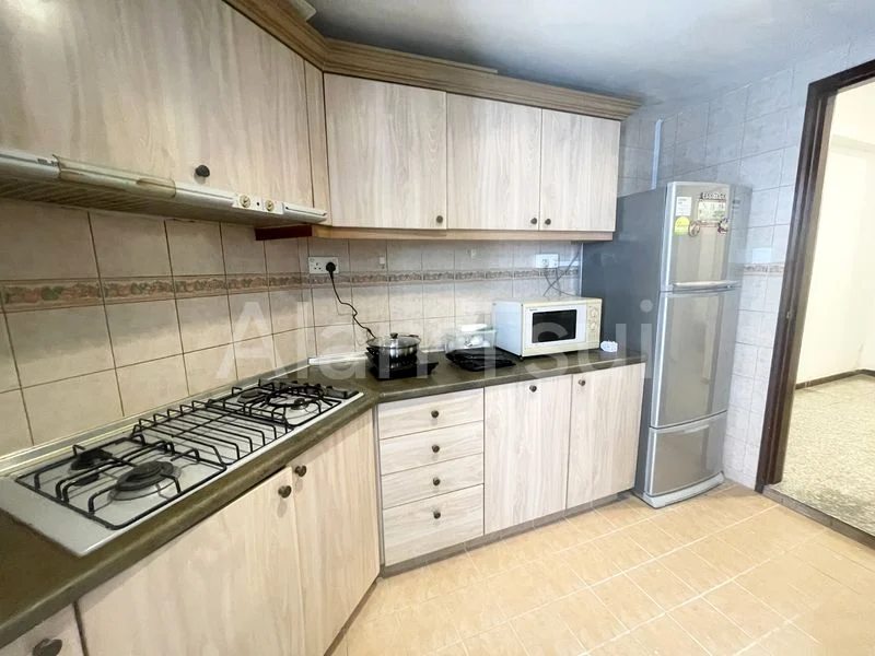 Common Room (Condo) for Rent in  Stratford Court - Image 4