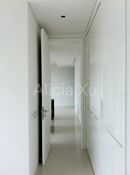 2 Bed Apartment (Condo) for Sale in  Scotts Square - Image 15